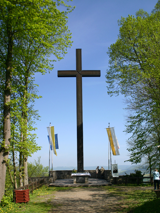 Konrad-Martin-Kreuz, Hülfenskreuz